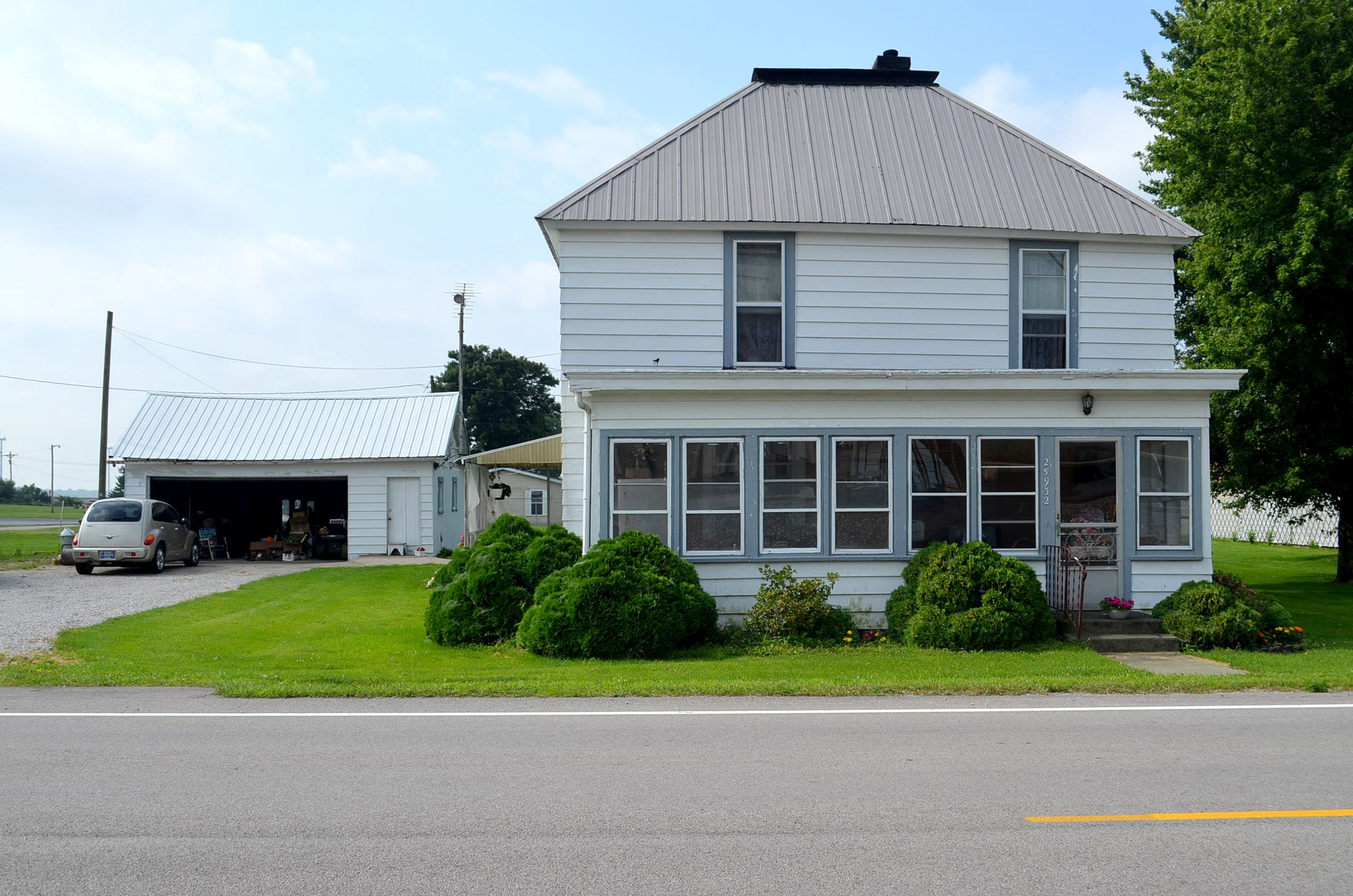 Property photo 4 - HOME & PERSONAL PROPERTY AUCTION IN EAST ALLEN COUNTY, INDIANA